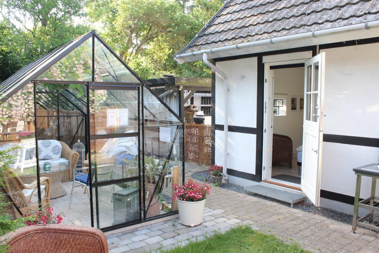 Piccobello Bed & Breakfast Valloby Koge Exterior foto