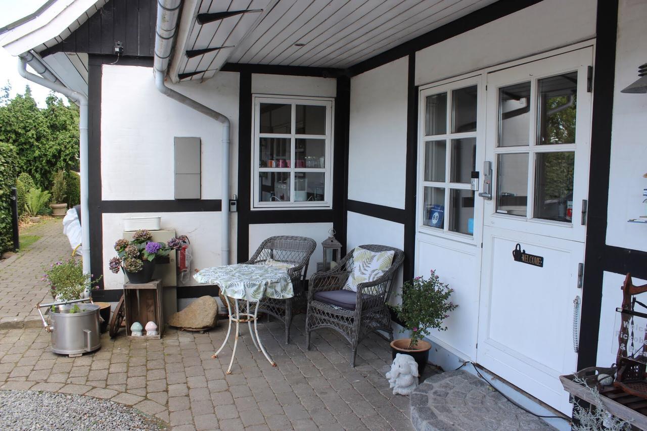Piccobello Bed & Breakfast Valloby Koge Exterior foto